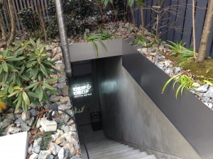 DRIP&DROPCOFFEESUPPLY入り口