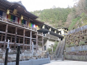 狸谷山不動院本殿２