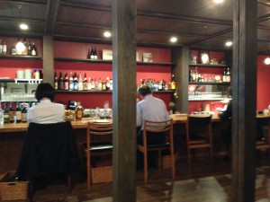 隈本総合飲食店カウンター