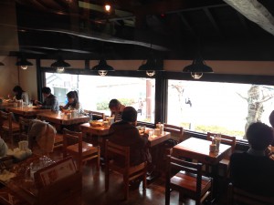 セカンドハウス東洞院店内観