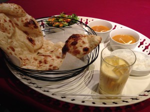 三条インドカレーカマナキッチンランチ