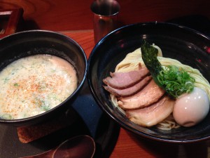 龍旗信つけ麺と塩ラーメン