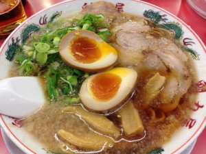 魁力屋ラーメン