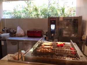 看板、名前のないラーメン屋グリル