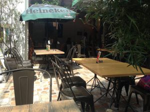 フェスティバンFESTIVANオープンカフェ