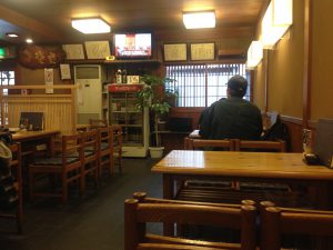 そば處大鶴内観テーブル席