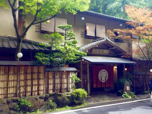 貴船川床ふじや