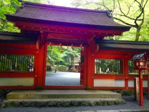 貴船神社赤門