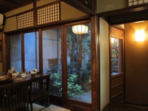京都町家居酒屋でオススメな京野菜 焼き鳥が美味い 炭火串焼き 串くら 京都観光とグルメのブログ