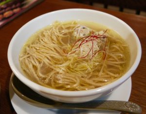 串くら