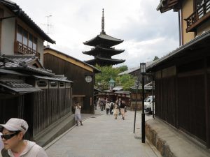 石塀小路八坂神社12