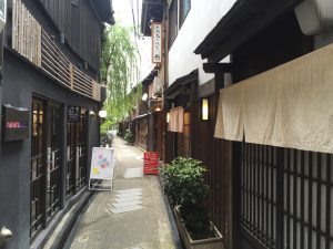 御二九と八さい はちべー1