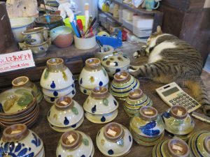 壺屋やちむん通り18