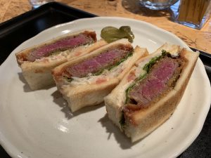 肉専科はふう 本店5